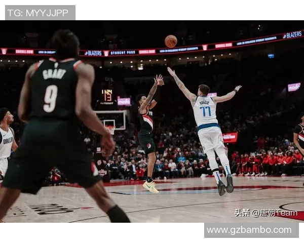 快船与开拓者季后赛对决回顾及精彩瞬间分析